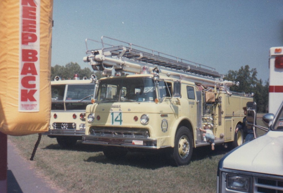E-14 1977