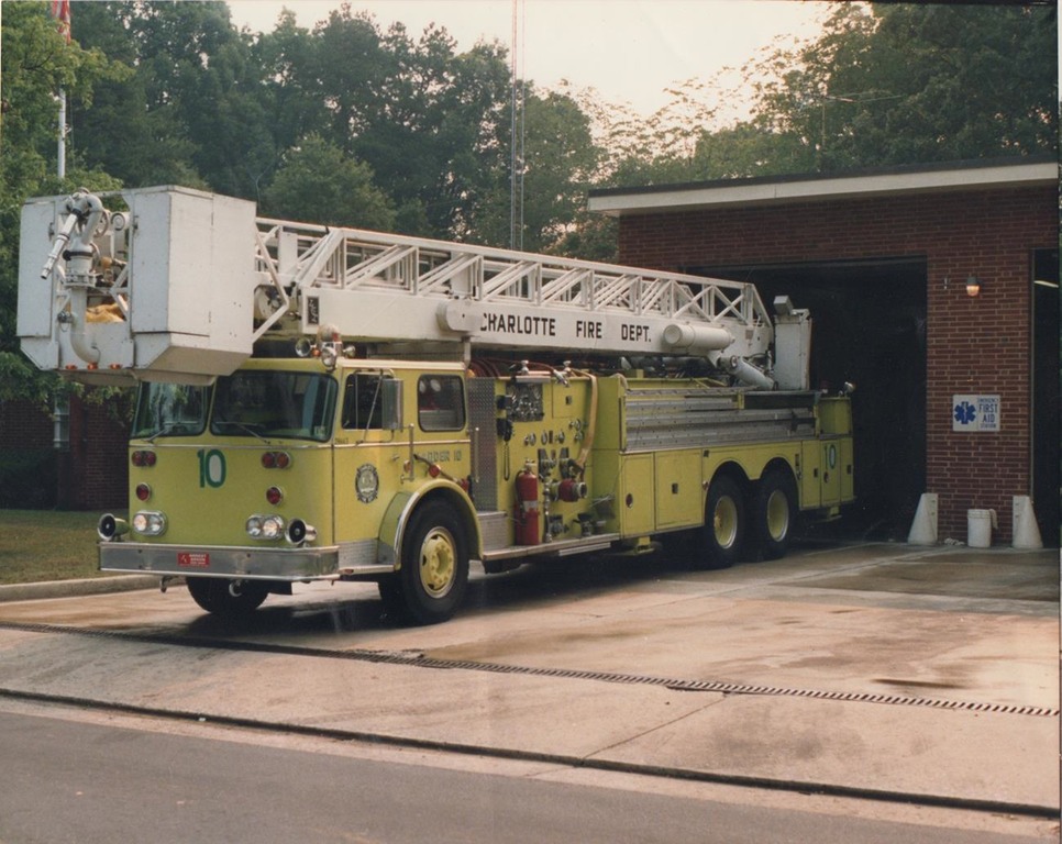 L-10 1976